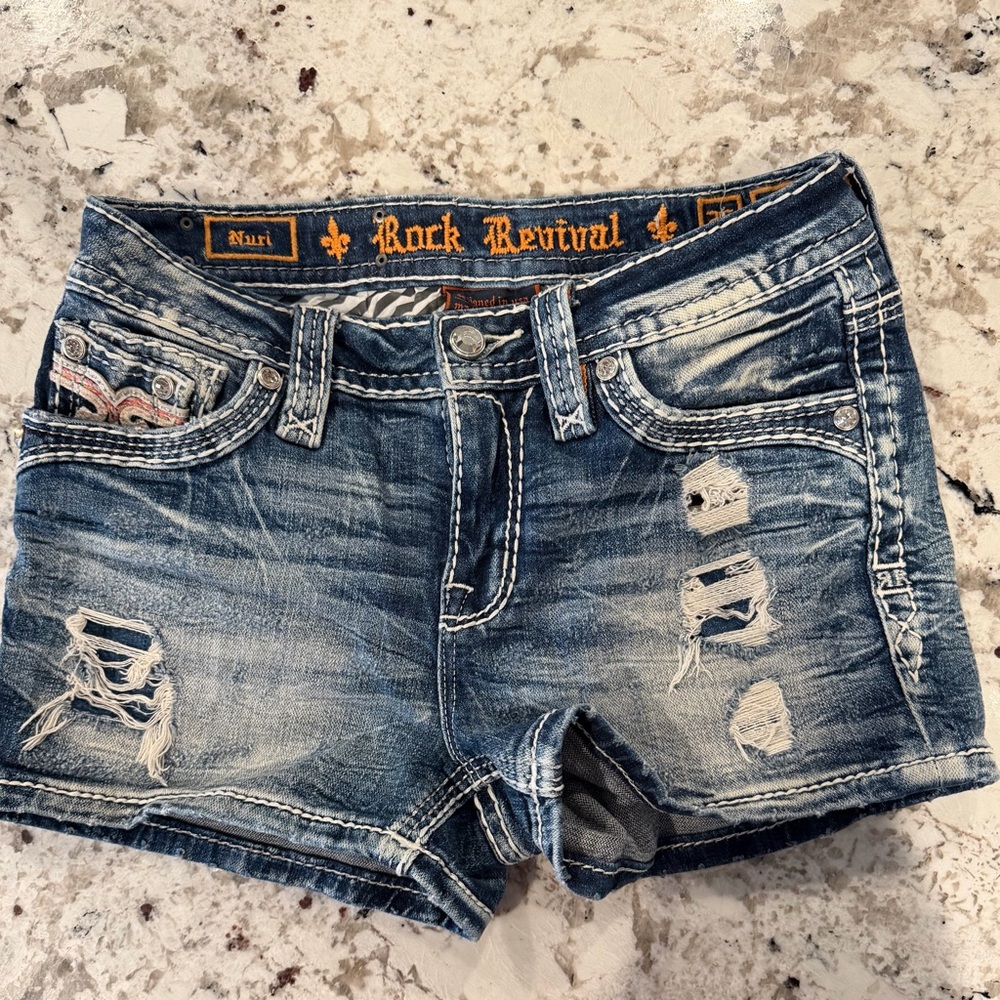 Rock Revival Nuri Jean Shorts - Picture 2 of 7